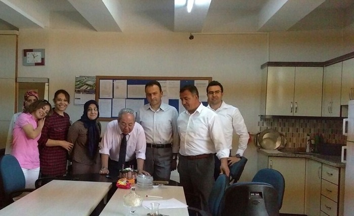 KARAKAŞ’A SÜRPRİZ DOĞUM GÜNÜ