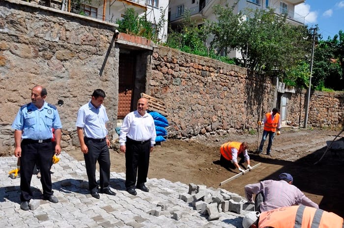 BAŞKAN, ALT YAPI ÇALIŞMALARINI İNCELEDİ