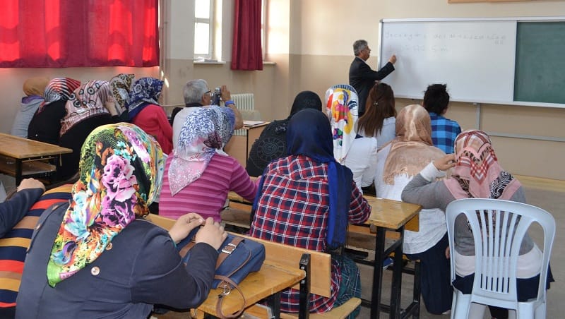 YENİ İMAM-HATİP OKULU’NA KAYITLAR BAŞLADI