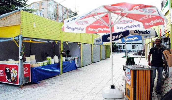 OKUL BAHÇELERİ OTOPARK OLMALI