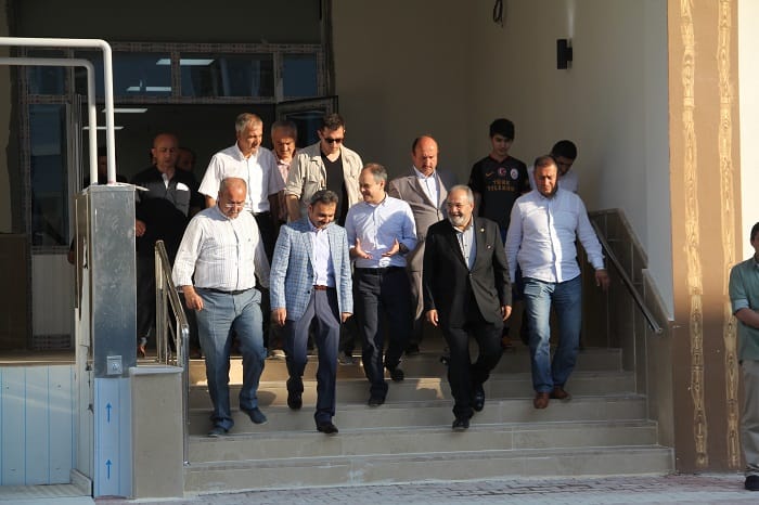 SPOR BAKANI YENİ YURDU İNCELEDİ