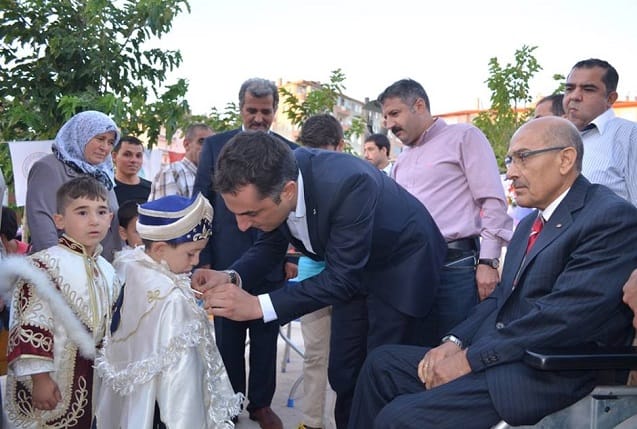 YAĞMUR DAMLASI’NDAN COŞKULU ŞÖLEN