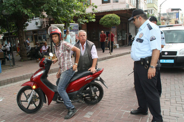 ÇORUM’DA MOTOSİKLETLERE SIKI DENETİM
