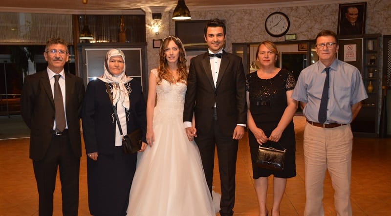 BUSE VE MURAT ÇİFTİNİN MUTLU GÜNÜ