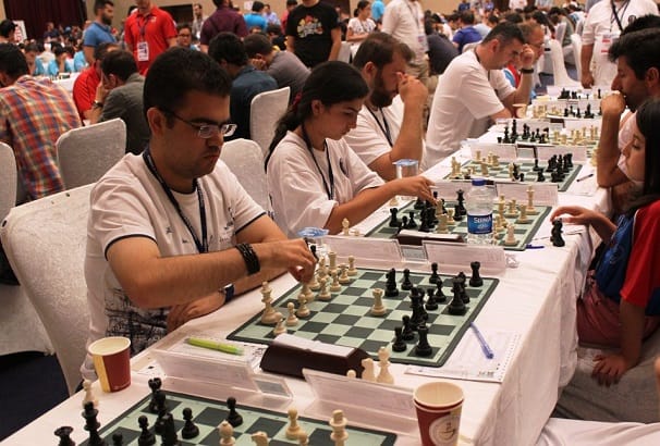 BELEDİYESPOR SATRANÇ’DA DİKKATLERİ ÇEKTİ