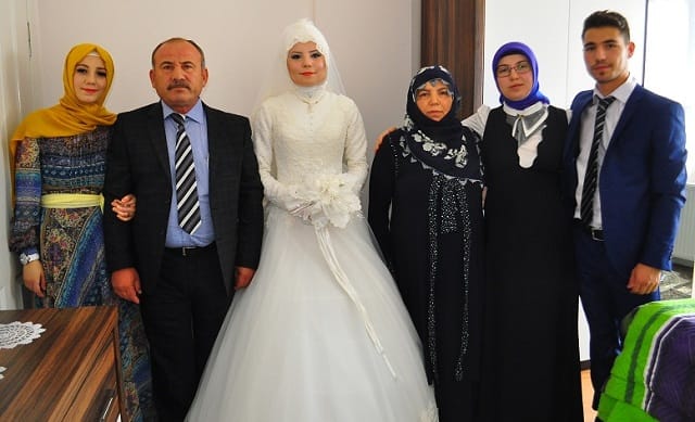 SEMRA İLE OLCAY HAYATLARINI BİRLEŞTİRDİ