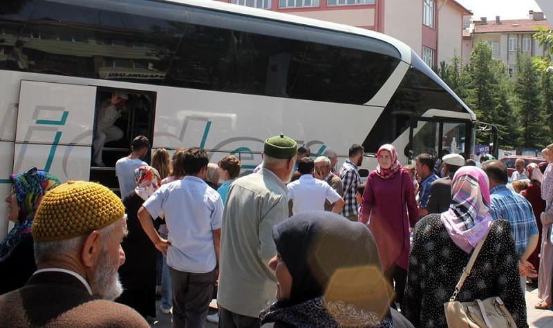 ÇORUM’DA HACI ADAYLARI DUALARLA UĞURLANDI