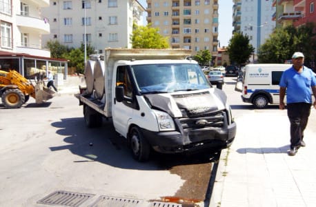 ÇORUM’DA SÜT TOPLAMA ARACI KAZA YAPTI