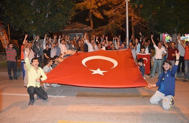 MHP’LİLER MEHMETÇİK İÇİN YÜRÜYECEK