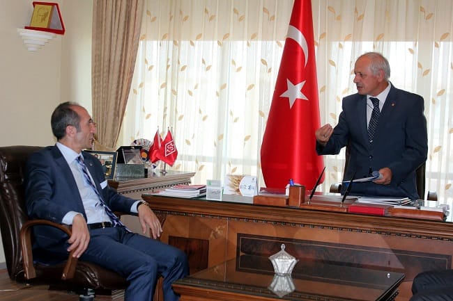 MHP’Lİ ADAYLAR SORUN DİNLEDİ