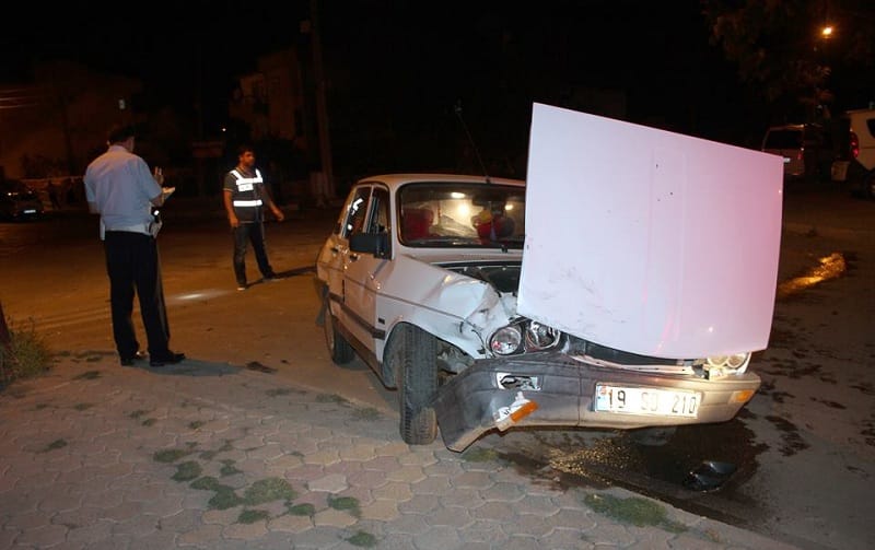 ÇORUM’DA TRAFİK KAZASI 2 YARALI