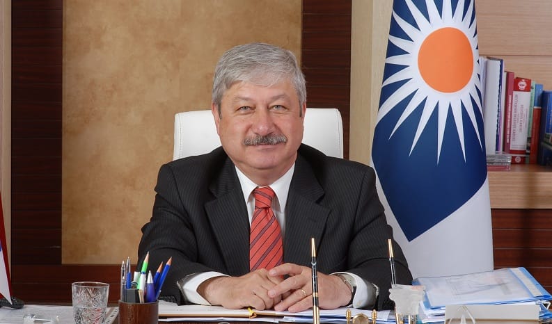 ÇORUMLU PROFESÖR ANTALYA’DAN ADAY