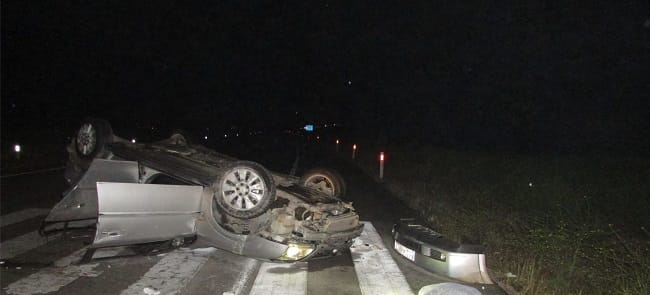 ÇORUM’DA OTOMOBİL TAKLA ATTI: 2 YARALI