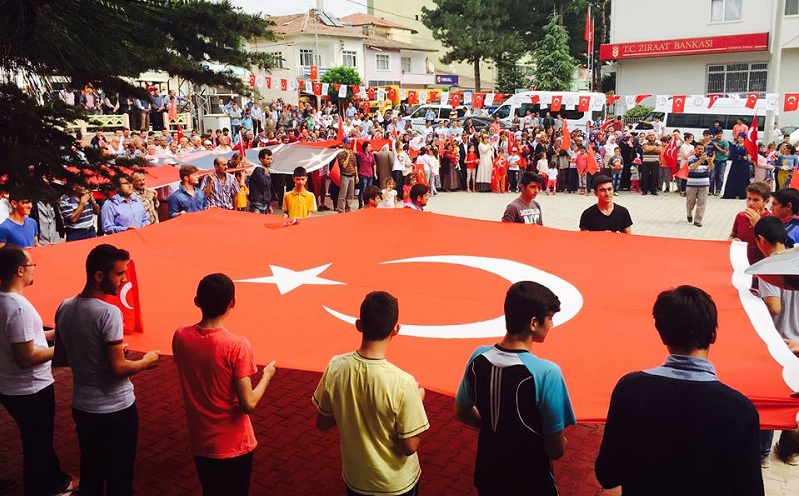 ORTAKÖY’DE TERÖRE LANET YAĞDI