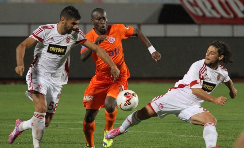 ÇORUM BELEDİYESPOR’DA HAKEME BÜYÜK TEPKİ