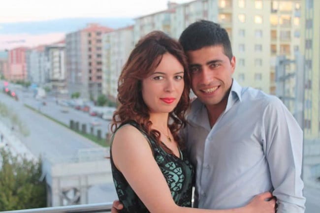 GENÇ LOKANTACIYA POMPALI SALDIRI