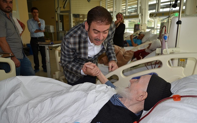 TÜRKİYE’NİN AK PARTİ İKTİDARINA İHTİYACI VAR