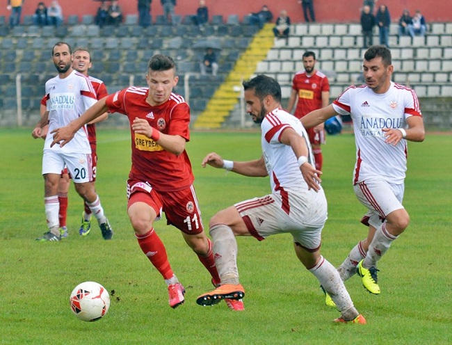 BELEDİYESPOR EVİNDE YENİLDİ