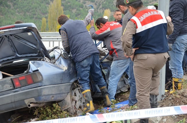 ÖLÜM KAVŞAĞI YİNE CAN ALDI