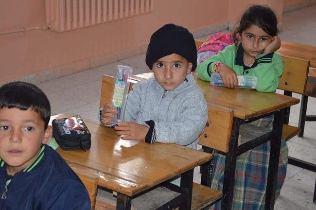 GENÇLİK MERKEZİ MİNİK YÜZLERİ GÜLDÜRDÜ