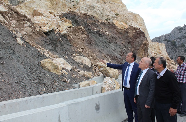 KIRKDİLİM HEYELAN BÖLGESİNİ İNCELEDİ