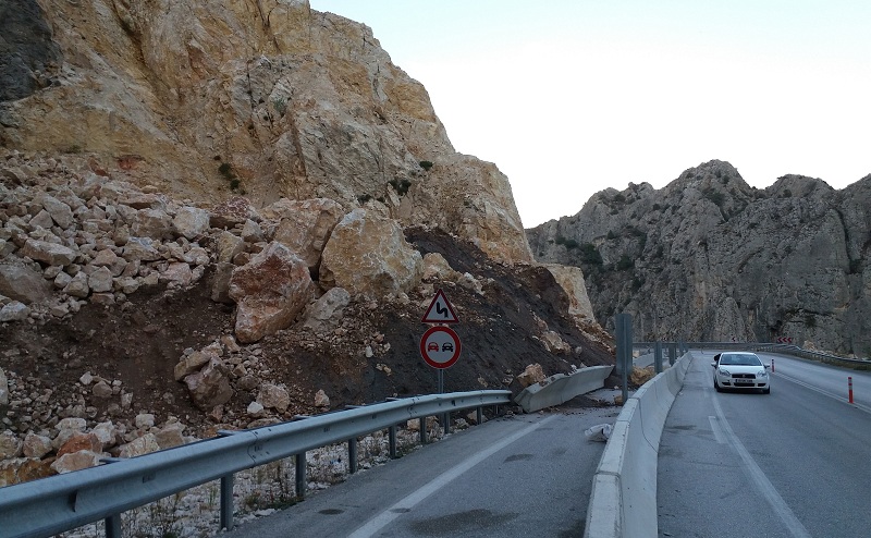 KIRKDİLİM YOLU TRAFİĞE KAPANIYOR