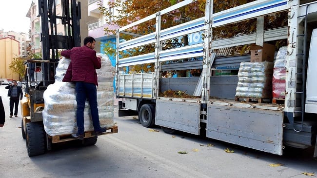 ÜLKÜ OCAKLARINDAN TÜRKMENLERE YARDIM