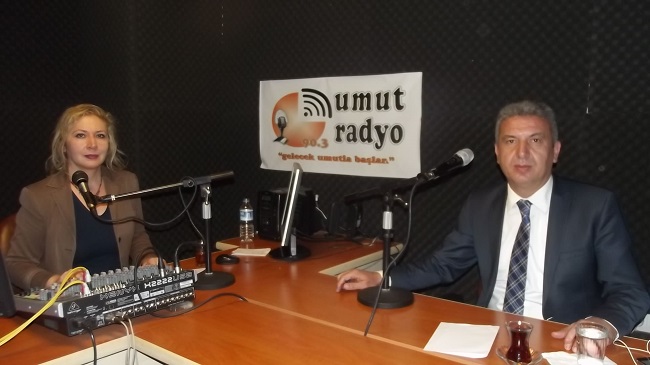 CHP’NİN VEKİLİ BEYAZ MİKROFO’NA KONUK OLDU