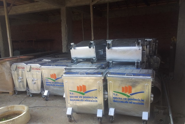 ORTAKÖY’E BAKANLIKTAN ÇÖP KONTEYNERİ GELDİ