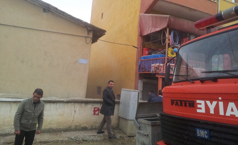 ÇORUM’UN ORTAKÖY İLÇESİNDE YANGIN ÇIKTI
