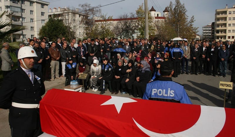 ÇORUMLU POLİS KAZADA CAN VERDİ