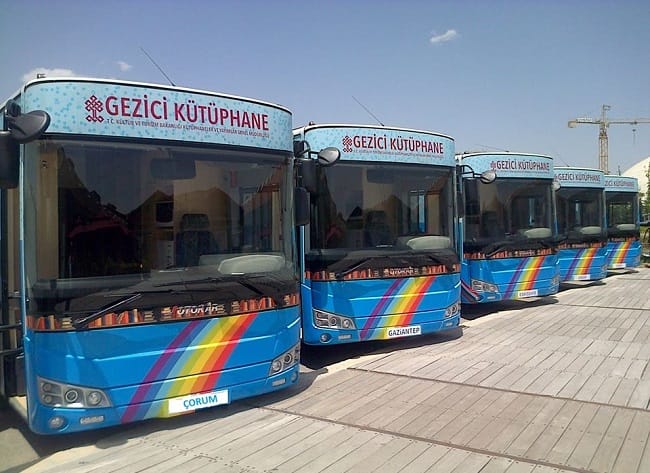 ÇORUM’UN GEZİCİ KÜTÜPHANESİ OLDU