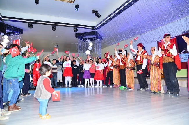 ENGELLİ ÖĞRENCİLER GÖNÜLLERİNCE EĞLENDİ