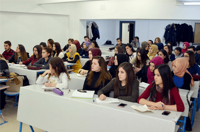 HİTİT’DE BAŞARILI ÖĞRENCİLERE ÖZEL DERS