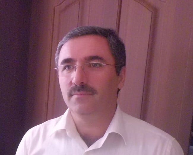 ÖĞRENCİ GÖRÜNÜMLÜ VANDALLAR VAR