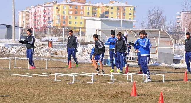 ÇORUM BELEDİYESPOR 3 PUANA ŞARTLANDI
