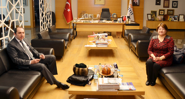 KAZAKİSTAN’DAN REKTÖR ALKAN’A ZİYARET