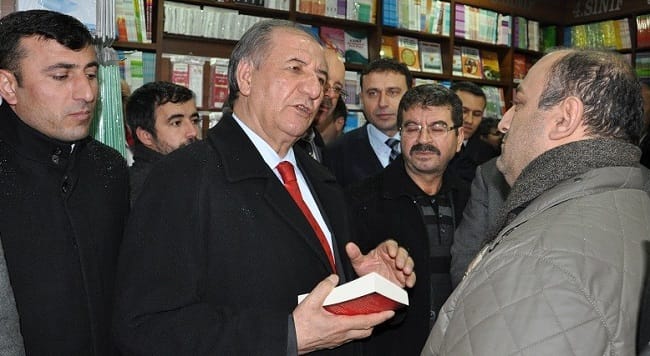 SUNGURLU’DA İLK KİTABEVİNİ VALİ HİZMETE AÇTI