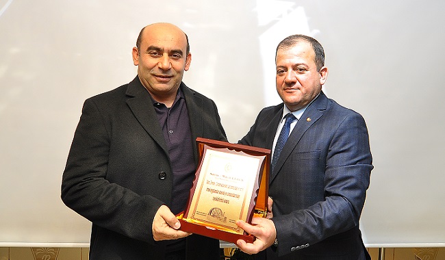 TSO’DAN ARAR VE DURA MAKİNA’YA PLAKET