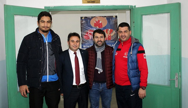 SALONA ABDULLAH ÇAKMAR İSMİ VERİLDİ