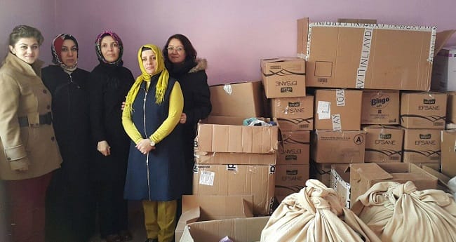 AK PARTİ’DEN TÜRKMENLERE 1 TIR YARDIM