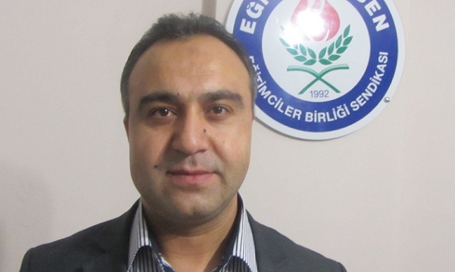 GÖZÜ DÖNMÜŞ EĞİTİMCİYE KINAMA