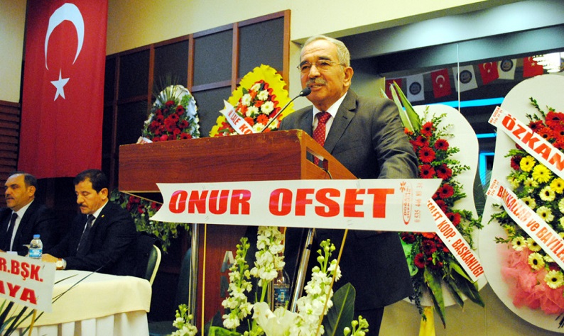 ESNAF KEFALETTE RAKİPSİZ BAŞKAN