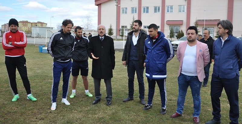 KULÜP BAŞKANI FUTBOLCULARI BÖYLE UYARDI