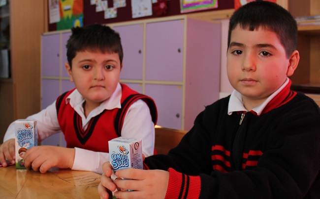 ÇORUM’DA İLK DERS ‘OKUL SÜTÜYLE’ BAŞLADI