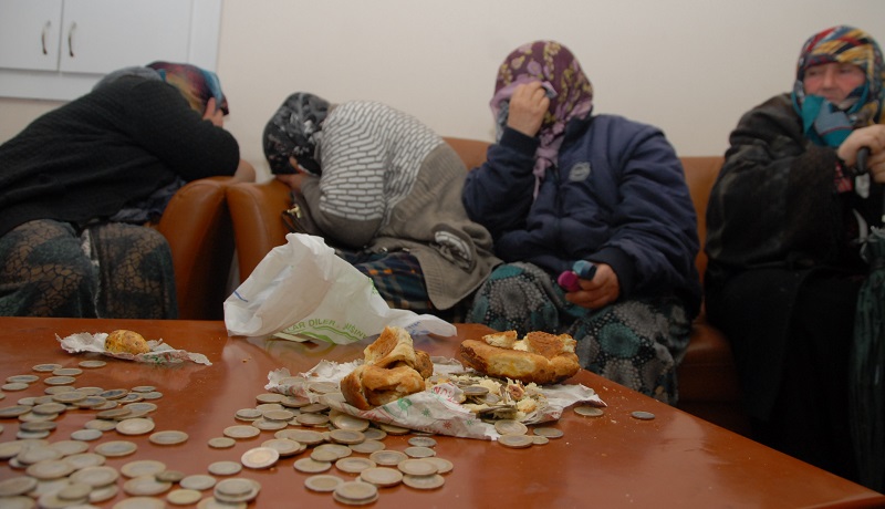 ÇORUM’DA EKMEK ARASI DİLENCİLİK