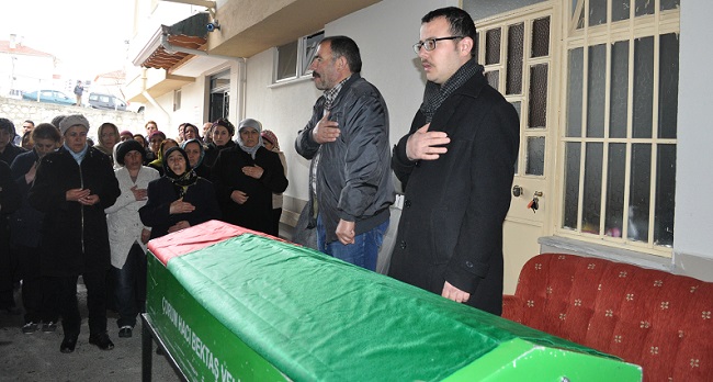 CEMAL AKGÖZ TOPRAĞA VERİLDİ