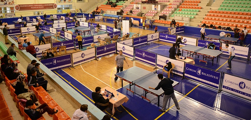 SPOR ŞÖLENİNDE ÖDÜL HEYECANI