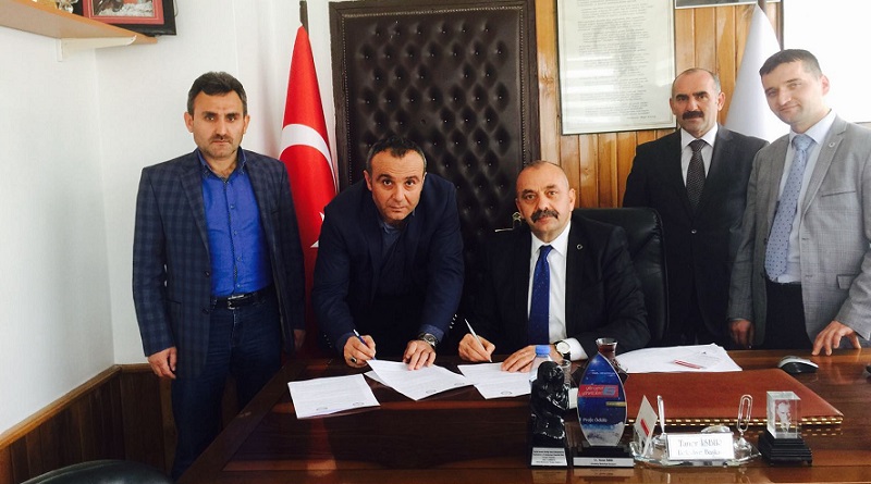 BAŞKAN İSBİR ÇALIŞANLARIN HAKLARINI VERDİ