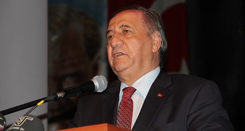 VALİ AHMET KARA YAŞLILARI UNUTMADI